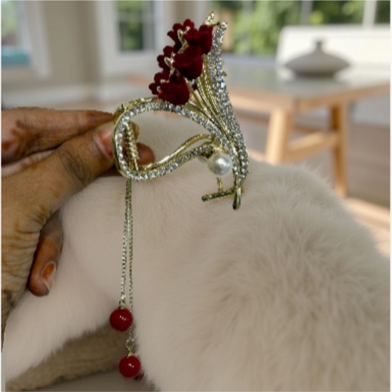 Golden Red Rose Flower Hair Claw | Tassel Pearl MAYIR CLIP/ JADAI CLIP/ JATTU CLIP/ HEIR CLAW/ GOTTAMU/ HEIR KLIP/ KLIP/ BAALA KLIP/ KLACHAR/ KES PAKAD/ KESANCHI CLIP/ CHUL CLIP/ CLUTCH/ CHAK/ CHIMTA/ BAKAL/ BAAL KE PIN/ BAAL KE CLUTCHER